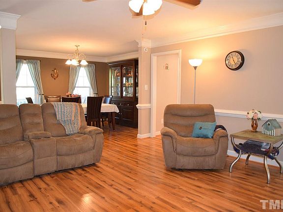 4th image of 47 Carriage Creek Dr