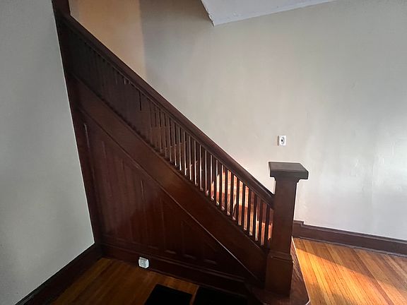 4th image of 108 N Keystone Ave