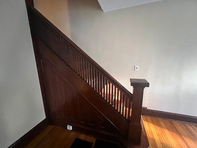 108 N Keystone Ave — Photo 4