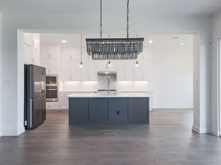 4413 Edgewater Dr — Photo 21
