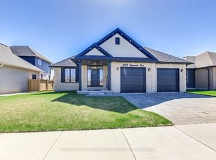 2033 Lockwood Cres, Strathroy Caradoc, ON N0L1W0