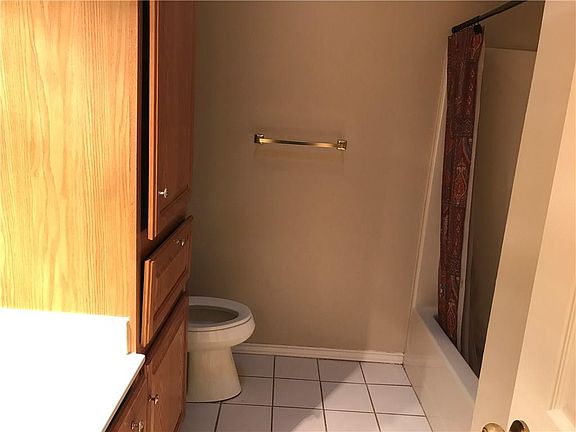 4th image of 4617 Club Estate Pl
