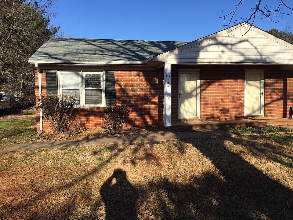 1st image of 117 Hillcrest Cir #106