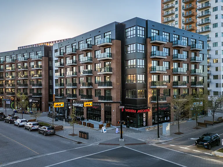 4030 University Ave NW — Photo 5