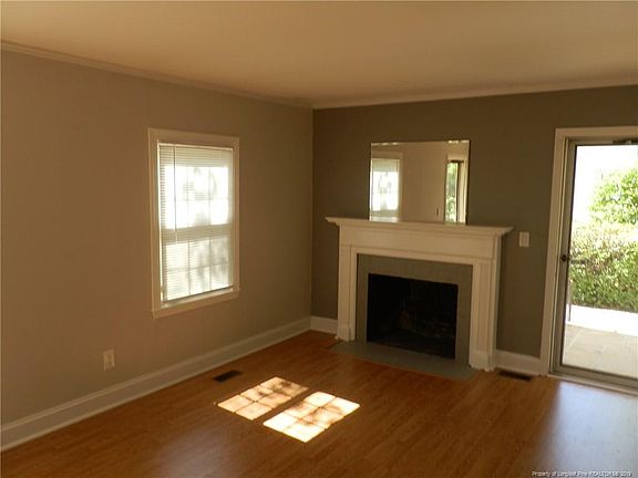 3rd image of 146 W Circle Ct