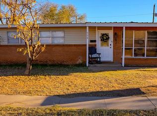 908 Bronstad Dr, Andrews, TX 79714