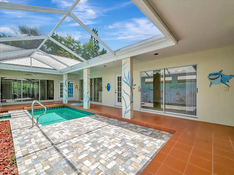 1016 Harbor Town Dr — Photo 25