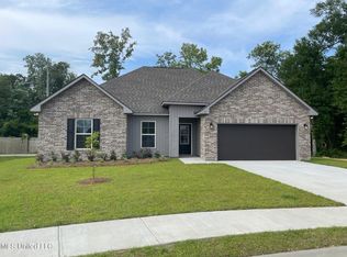 3 Diane Cv, Long Beach, MS 39560