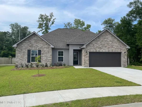 3 Diane Cv, Long Beach, MS 39560