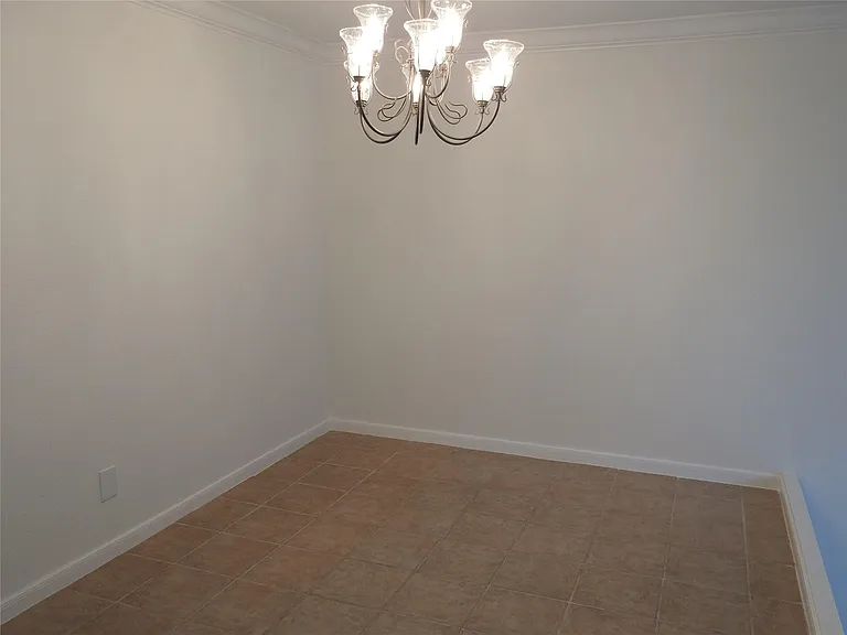 218 Stratford St #3 — Photo 11