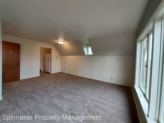 4th image of 404 N Tacoma Ave #5