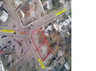 16 Clinton St, New York Mills, NY 13417