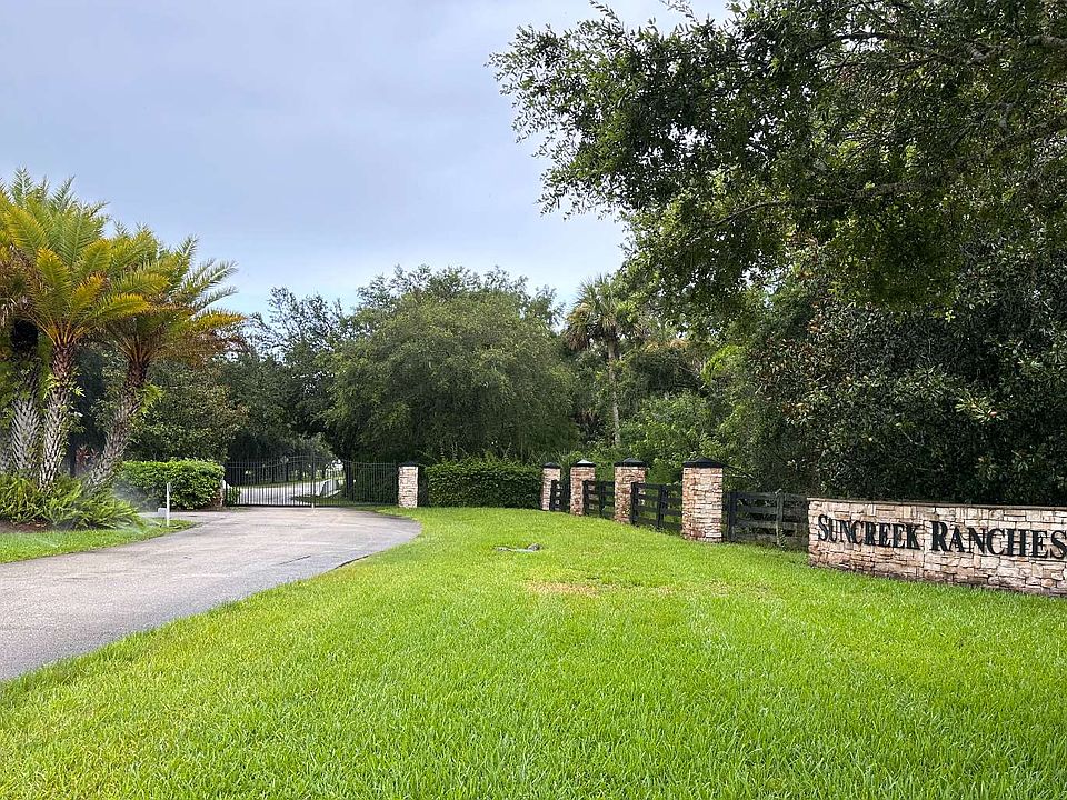1st image of 13729 SE 56th Cir