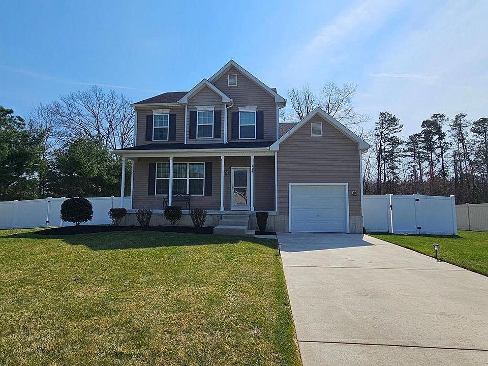 1st image of 114 Lauren Ct