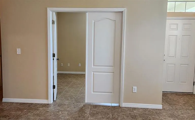 8710 Karpeal Dr — Photo 7