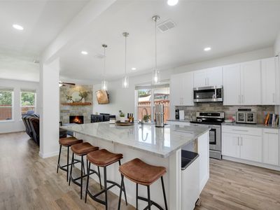 534 Continental Dr, Lewisville, TX, 75067