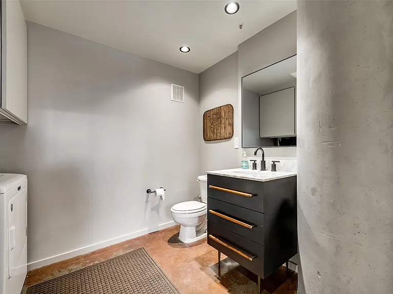 3110 Thomas Ave #309 — Photo 9