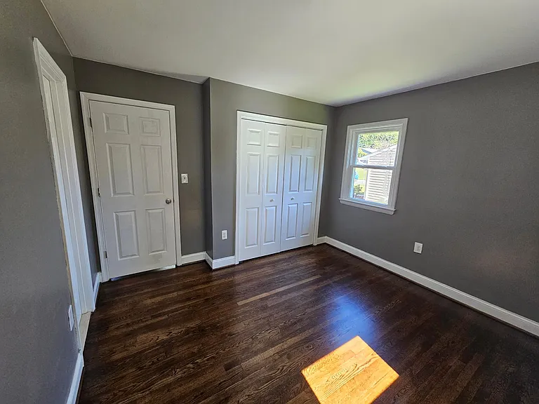 8905 Bold St — Photo 16
