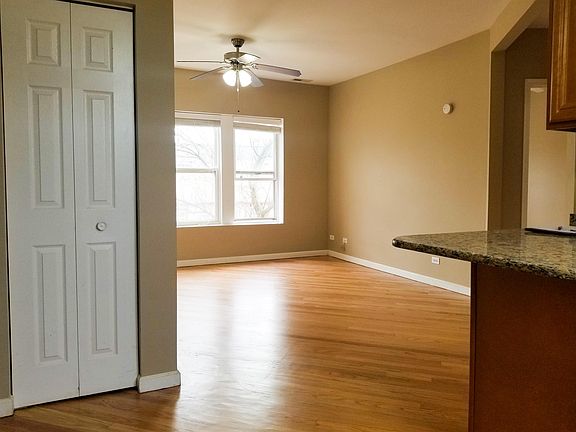 3rd image of 4356 W Wilson Ave Unit 2