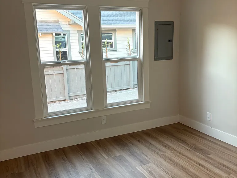 319 E Lemon Ave #1/2 — Photo 6