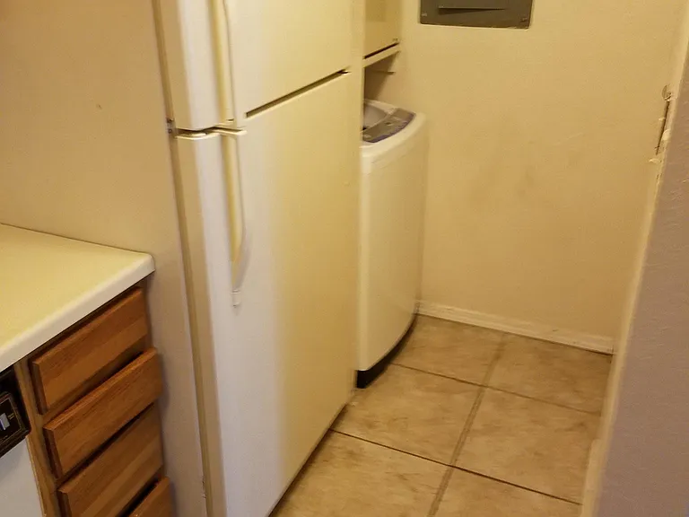 11130 Stratford Dr #306 — Photo 3