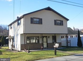 156 N Canal St, Leesport, PA 19533