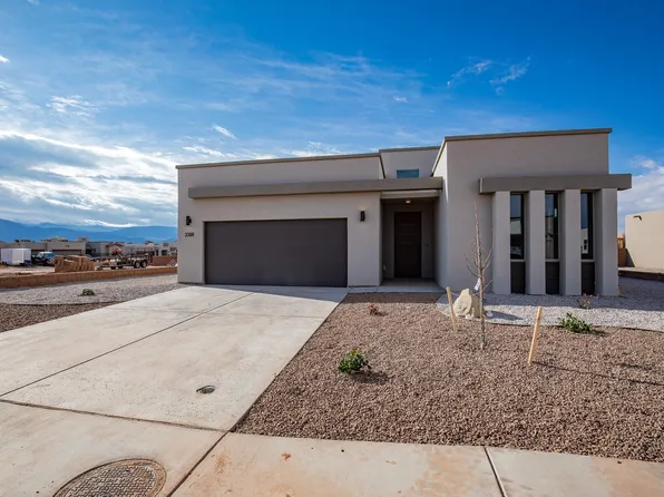 3388 Dahlia St, Alamogordo, NM 88310