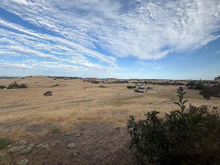 E Village Dr — Photo 10