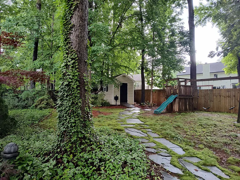 7235 Kinsmore Ln — Photo 38