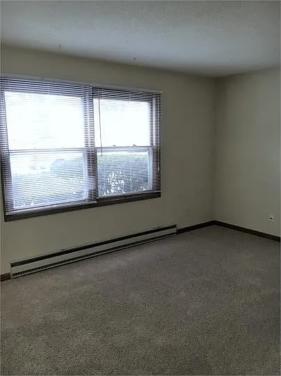 309 W Springfield Ave — Photo 3