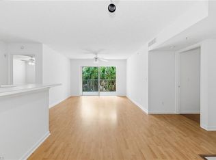 1260 Wildwood Lakes Blvd APT 204, Naples, FL 34104