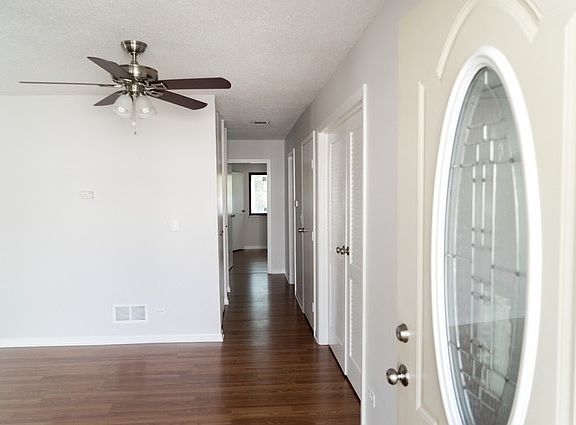 2nd image of 2651 Foxglove St