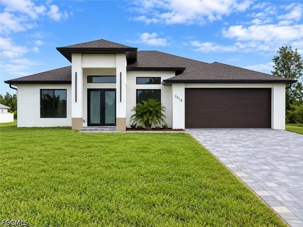 2618 49th St SW, Lehigh Acres, FL 33976