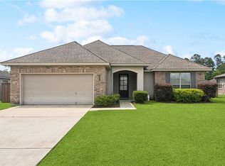 481 Scotch Pine Dr, Ponchatoula, LA 70454