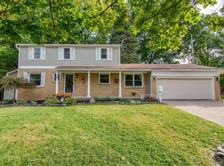 929 Iola Ct, Flushing, MI 48433