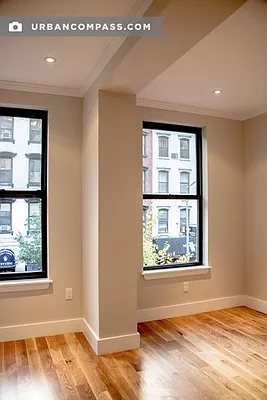 Rented by Compass | media 23