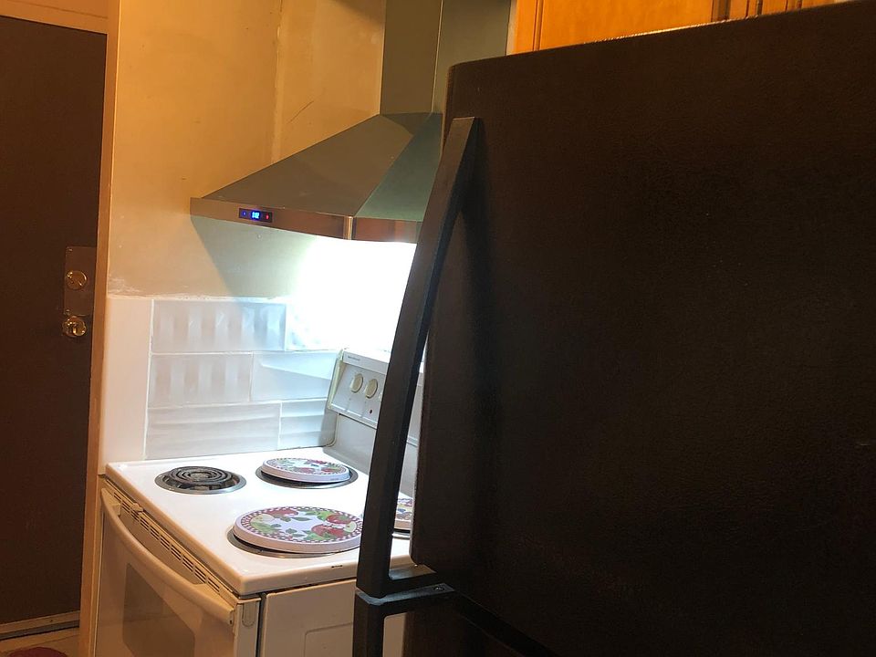 2nd image of 2659 Queen City Ave APT 1