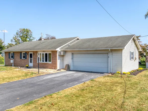23 Quarry Rd, Leola, PA 17540