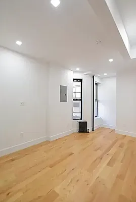 Rented by Voro, LLC | media 9