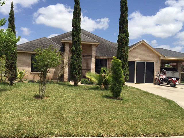 1st image of 3563 Queensway Dr