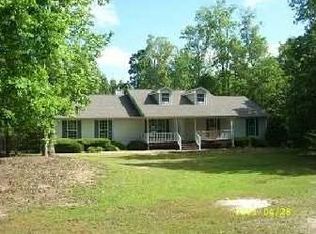 555 Golden Ct, Stockbridge, GA 30281