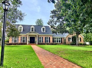 2415 E Doublegate Dr, Albany, GA 31721