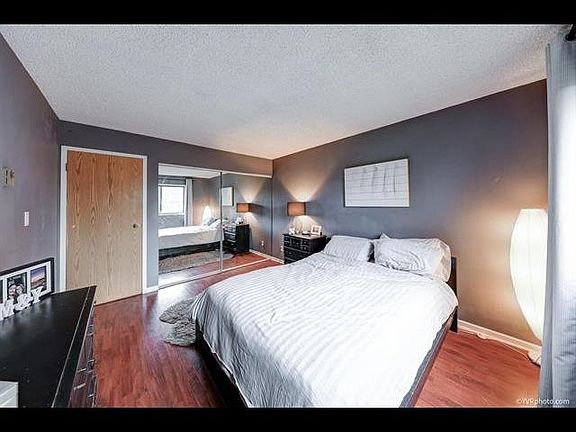 3rd image of 8700 Ackroyd Rd #322