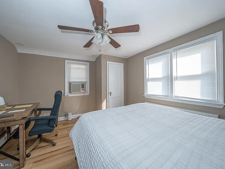 452 Rock Glen Dr — Photo 21
