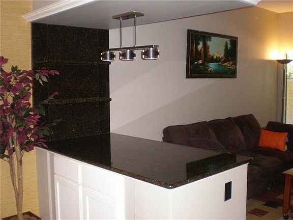 4th image of 1962 Spectrum Cir SE APT 120