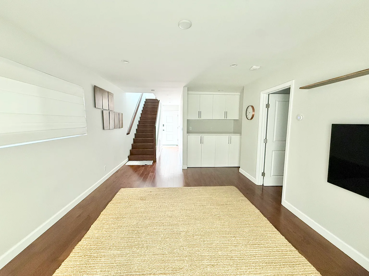 3 bed, 2.5 bath, 1285 sqft, $12,500 — Photo 3
