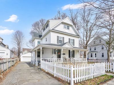 16 Washington Ave, Holyoke, MA, 01040