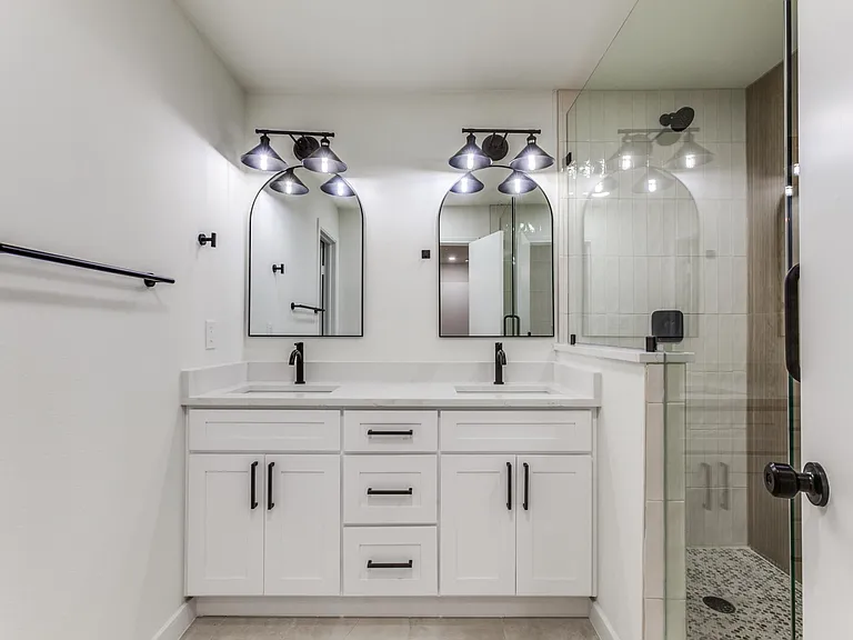 2822 Clear Springs Dr — Photo 22