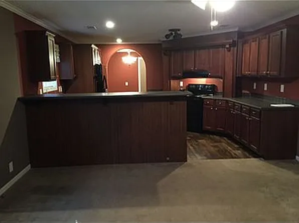 115 Mariah Ln, Belle Chasse, LA 70037