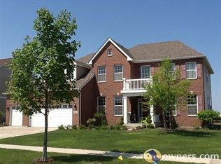 811 Wildflower Dr, Shorewood, IL 60404